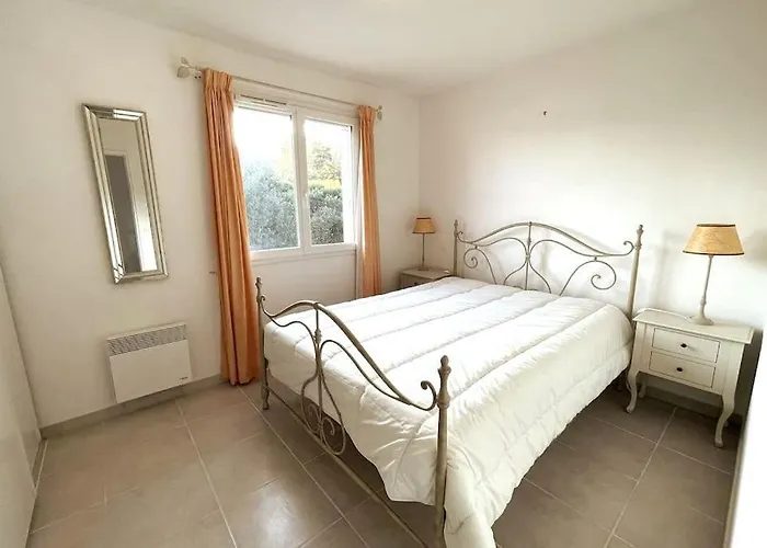 Villa Charmante Avec Piscine - Golfe St Tropez