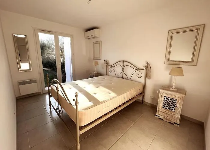 Villa Charmante Avec Piscine - Golfe St Tropez *
