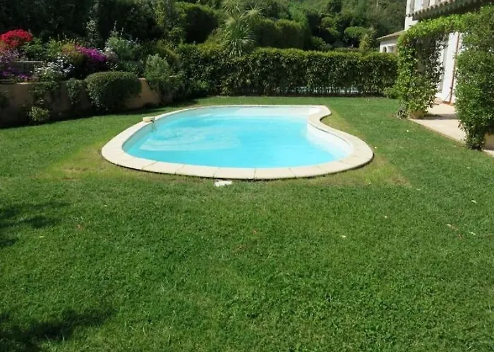 Charmante Avec Piscine - Golfe St Tropez *