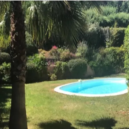 Charmante Avec Piscine - Golfe St Tropez *